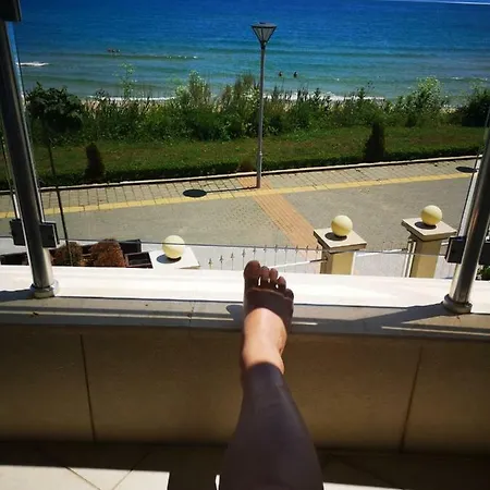 Albatros Private Apartment Primorsko